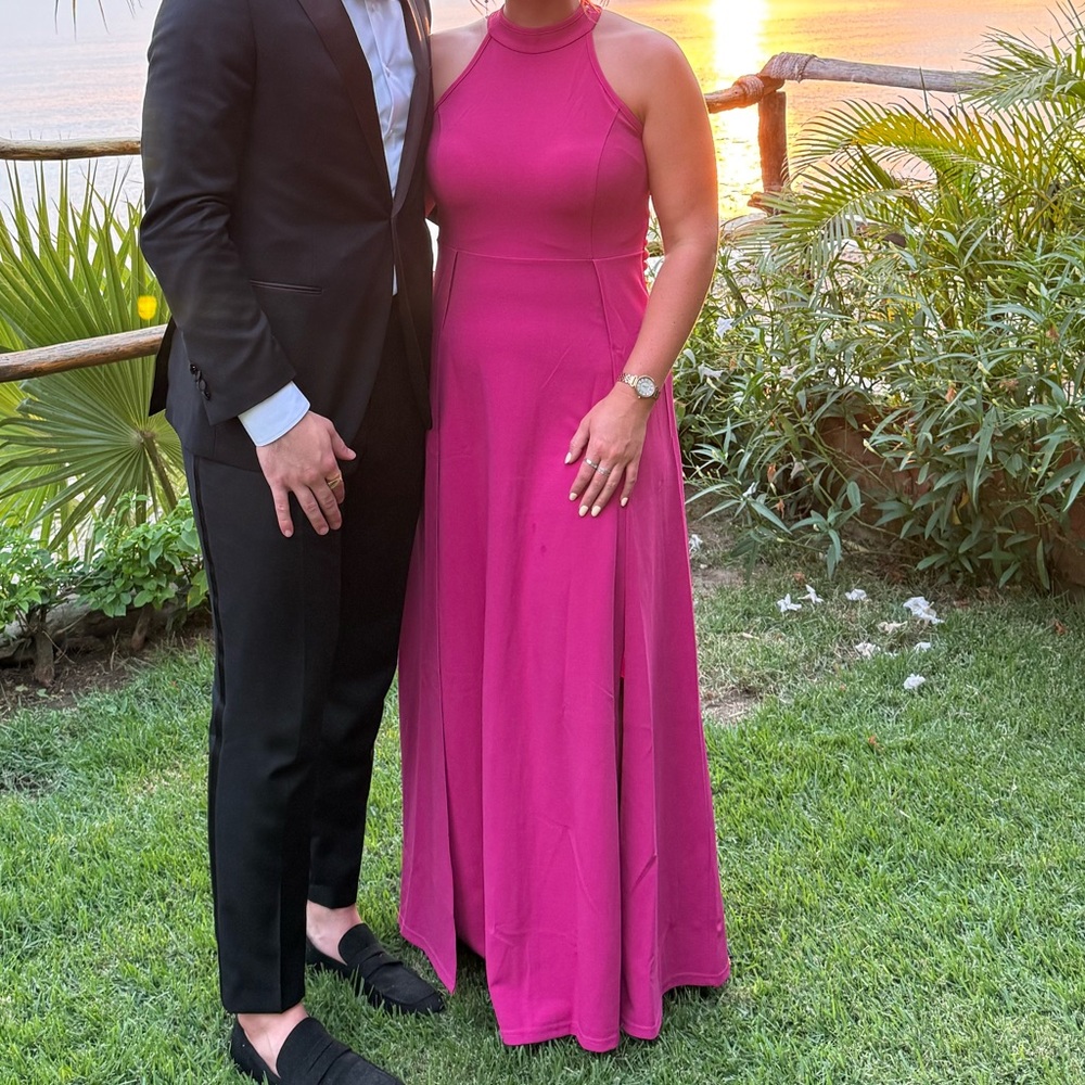 Halter Neck Cocktail/Formal Dress - Picture 8 of 9